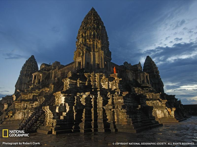 angkor-wat-twilight-061609-sw (Medium)