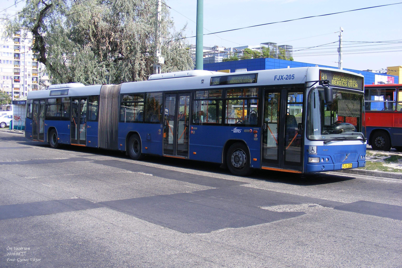 Busz FJX-205 1