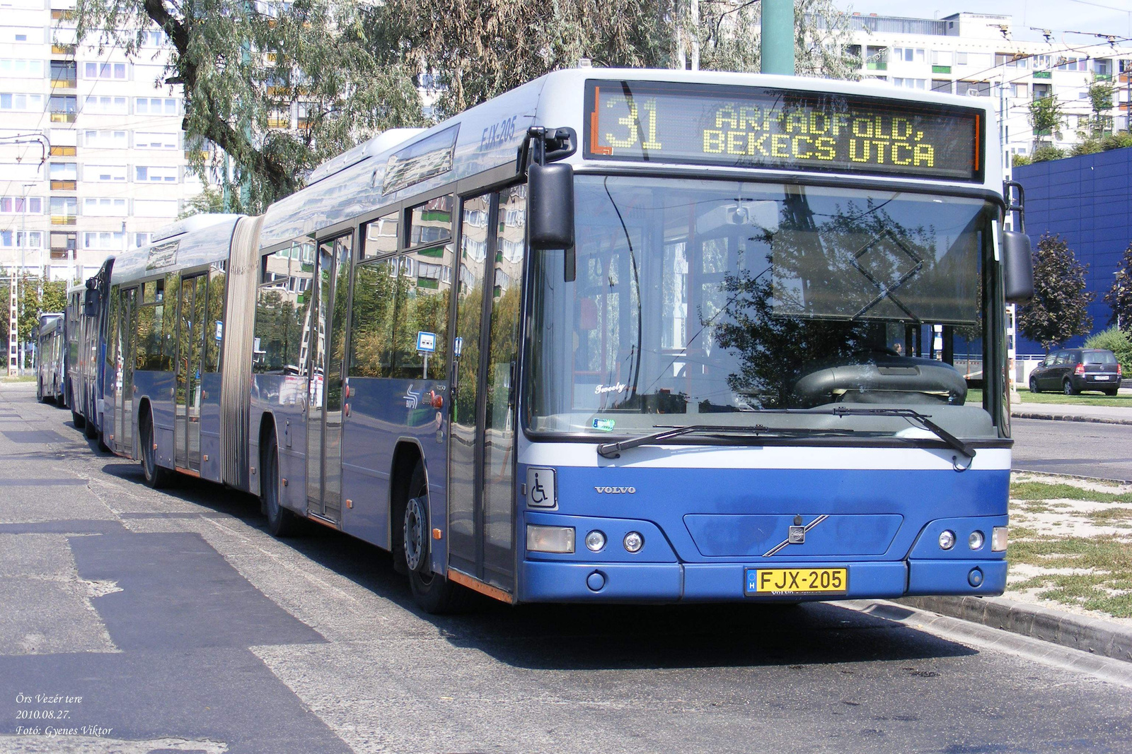 Busz FJX-205 2