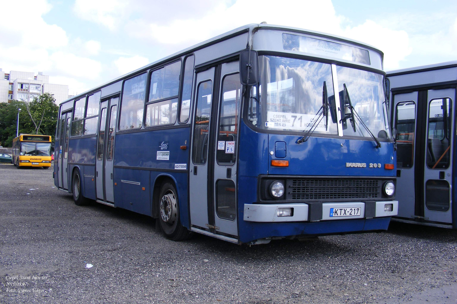 Busz KTX-217