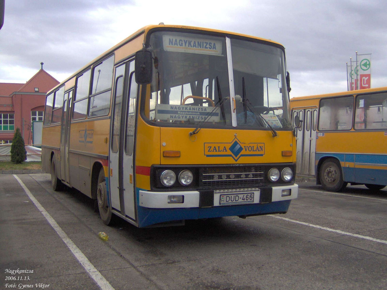 Ikarus 256-44-DUD-466