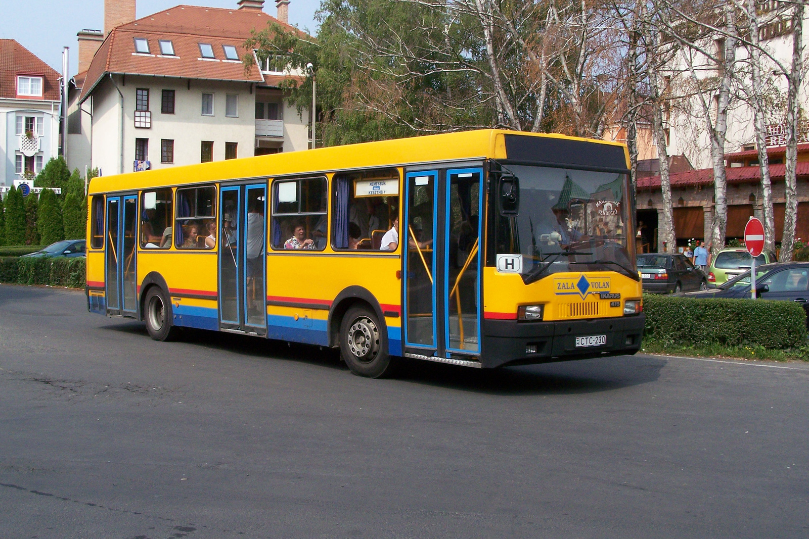 Ikarus 415-CTC-230 4