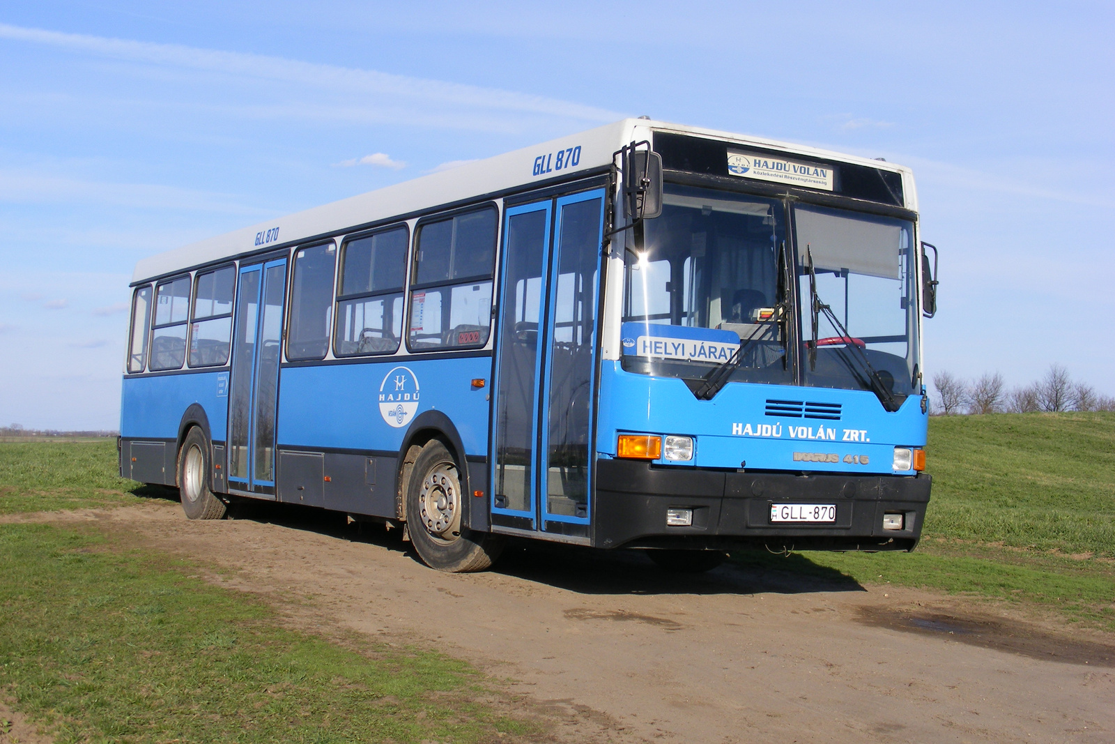 Ikarus 415-GLL-870 1