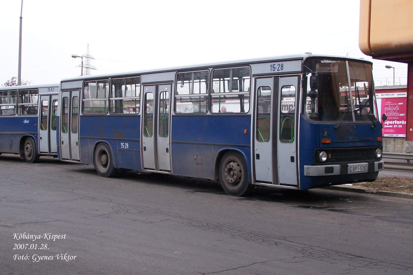 Busz BPI-528