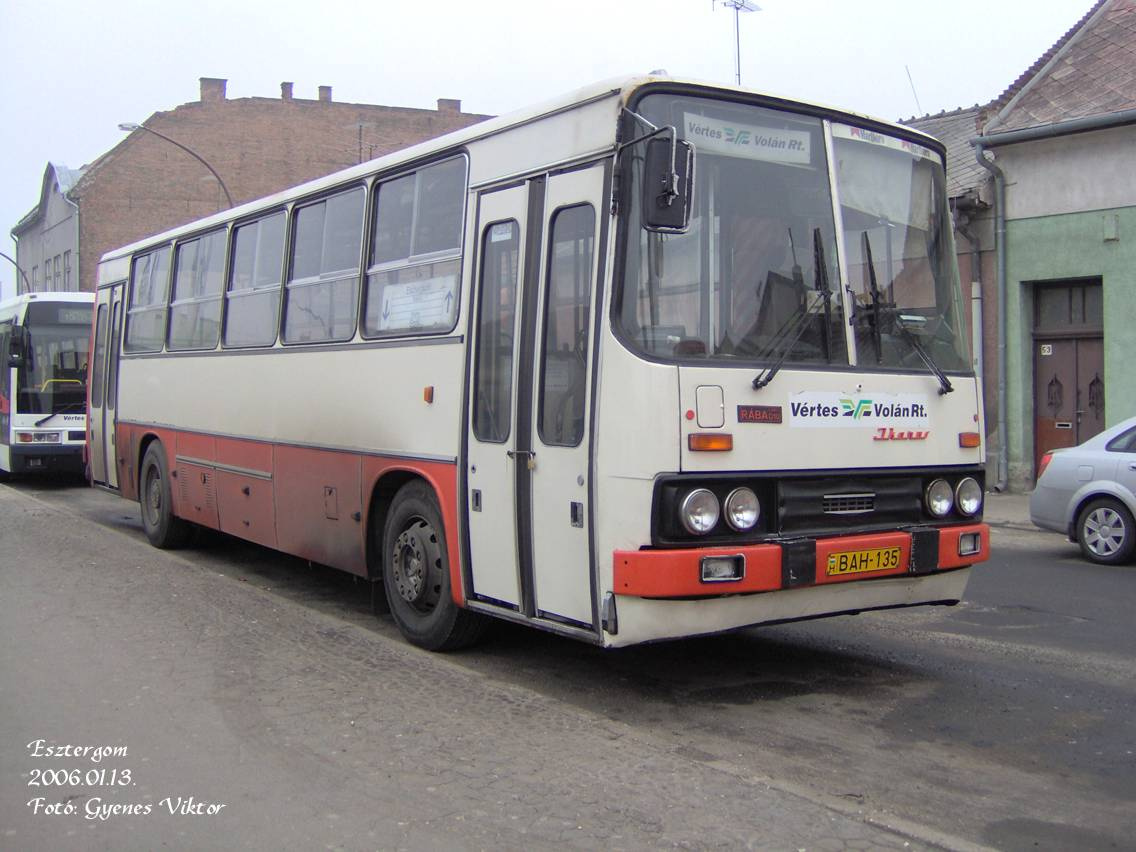 Ikarus 260-BAH-135