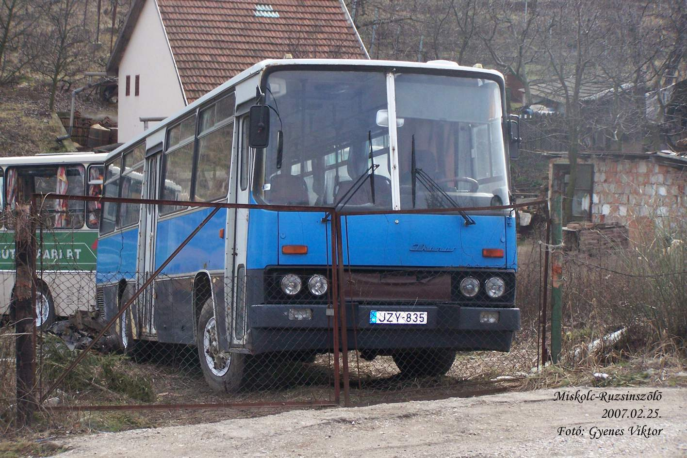 Ikarus 266-JZY-835 2