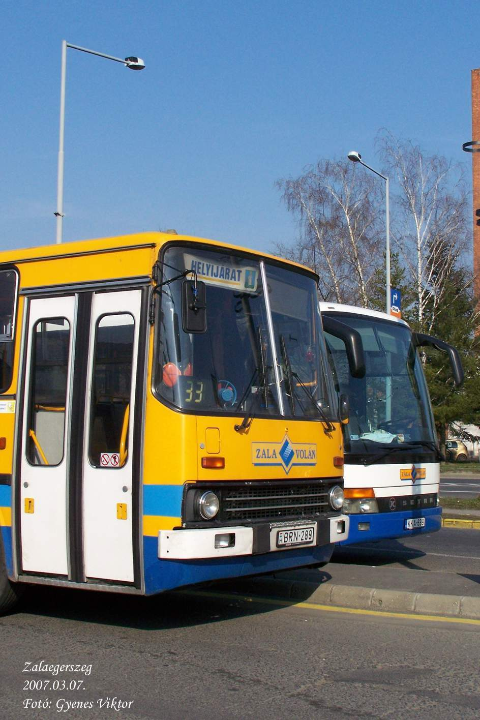 Ikarus 280-BRN-289+Setra-KKA-699 3