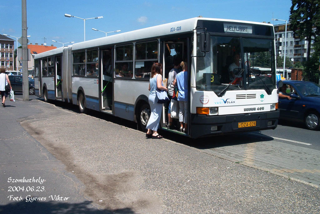 Ikarus 435-DZA-028 1