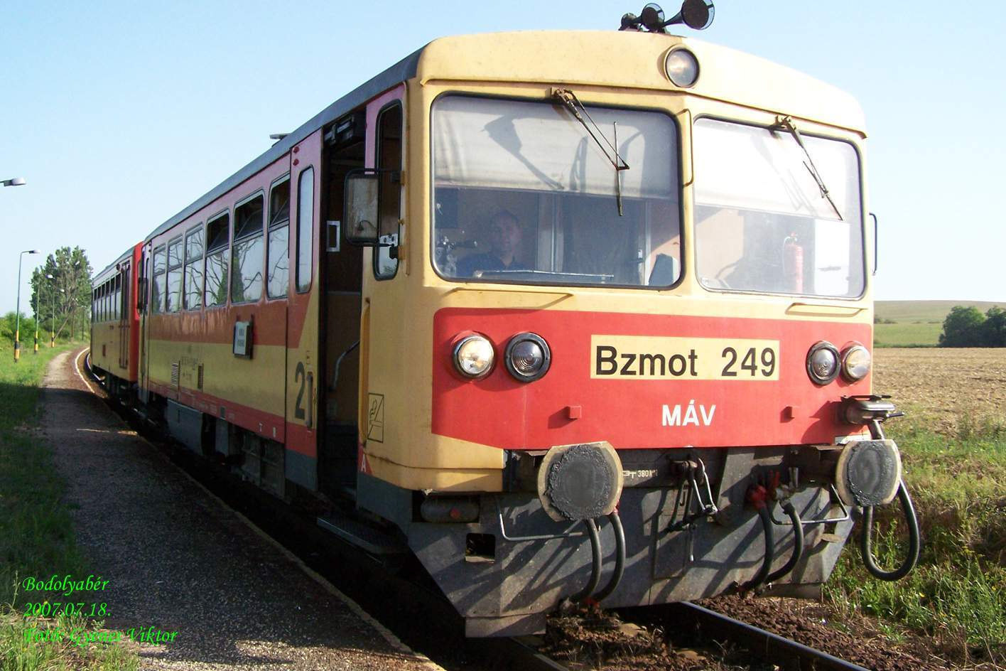 Bzmot249 04