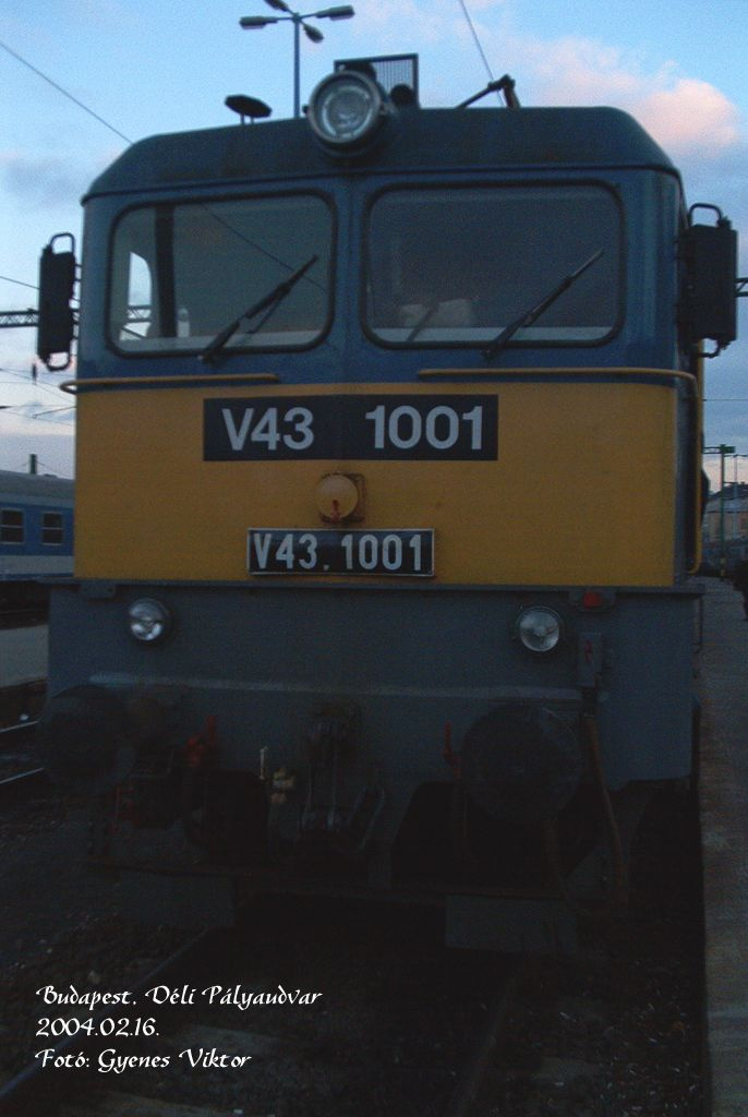 V43-1001 8