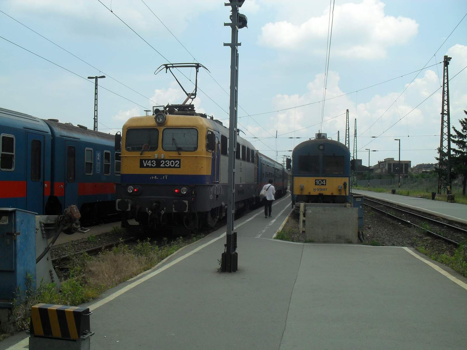 V43 2302 & 104 vezérlő