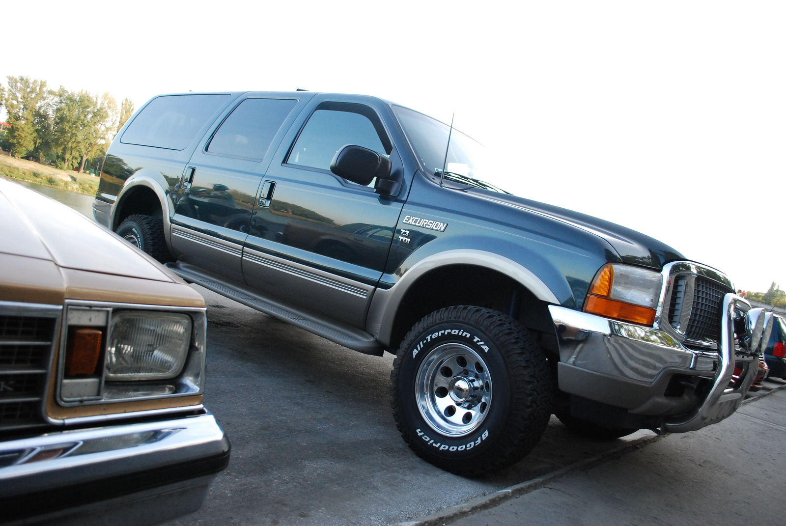 Ford Excursion